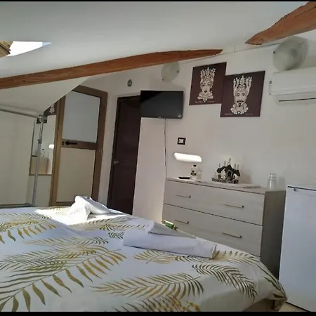 Mansarda 게스트하우스